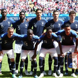 Mondial 2018 : Les familles des Bleus ont vibré avec Vianney et Nagui