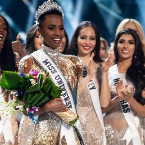 Oprah est d'accord avec Miss Univers Zozibini Tunzi: c'est ce que nous devrions enseigner aux jeunes filles