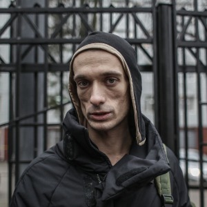 France : Le Russe Pavlenski, qui se réclame des fuites compromettant Griveaux, interpellé à Paris