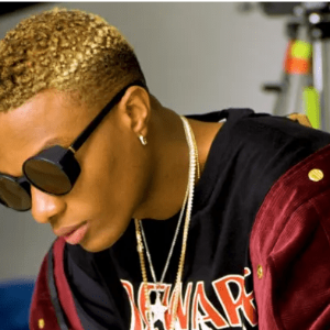 PEOPLE : Wizkid  «j’essaie de mettre Rihanna enceinte»