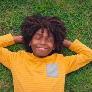 RESTE A MAISON : Voici une liste de chanson relaxantes pour se détendre à la maison