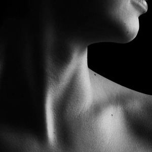 FRANCE : «Dentiste à poil cherche protections»: les spécialistes français posent nus pour alerter les autorités - photos