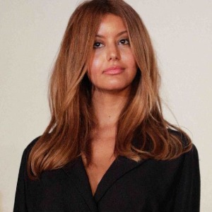 PEOPLE PHOTO Zahia : dans un minuscule bikini, elle fait fondre les internautes