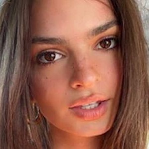 PEOPLE Emily Ratajkowski et son mari au bord du divorce à cause du confinement ?