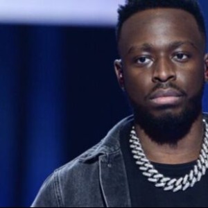 PEOPLE : Dadju, séparé pendant des années de son frère Gims, l'avait retrouvé... sur YouTube : "C'était un choc !"