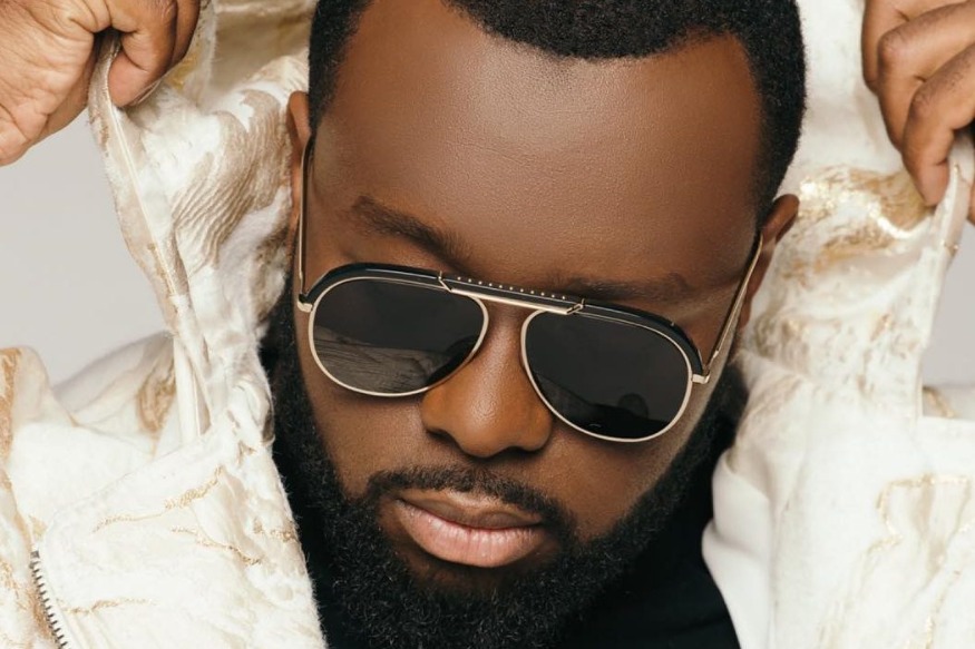 PEOPLE : Maître Gims dévoile une partie de son regard à cause du coronavirus