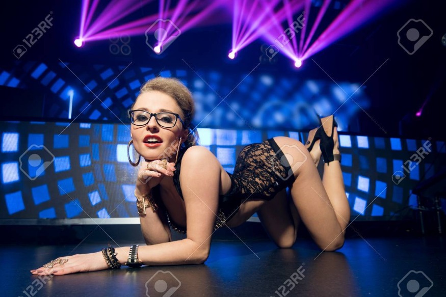 PEOPLE : 5 bodies plus sexy qu’une robe pour briller en soirée