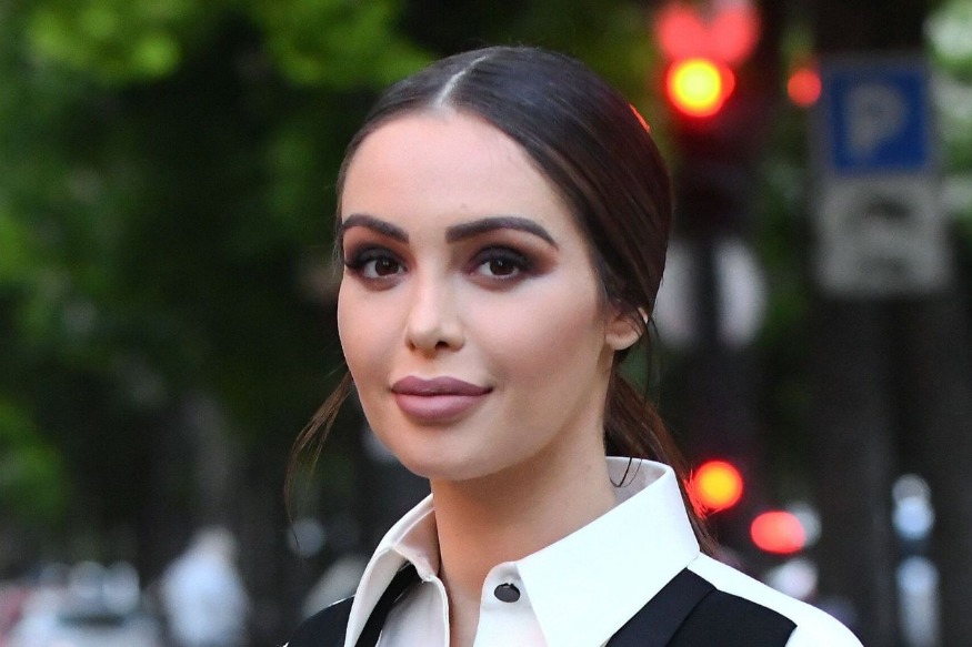 PEOPLE : Nabilla attaquée sur son appel à Brigitte Macron, elle remet un internaute en place avec un jeu de mots