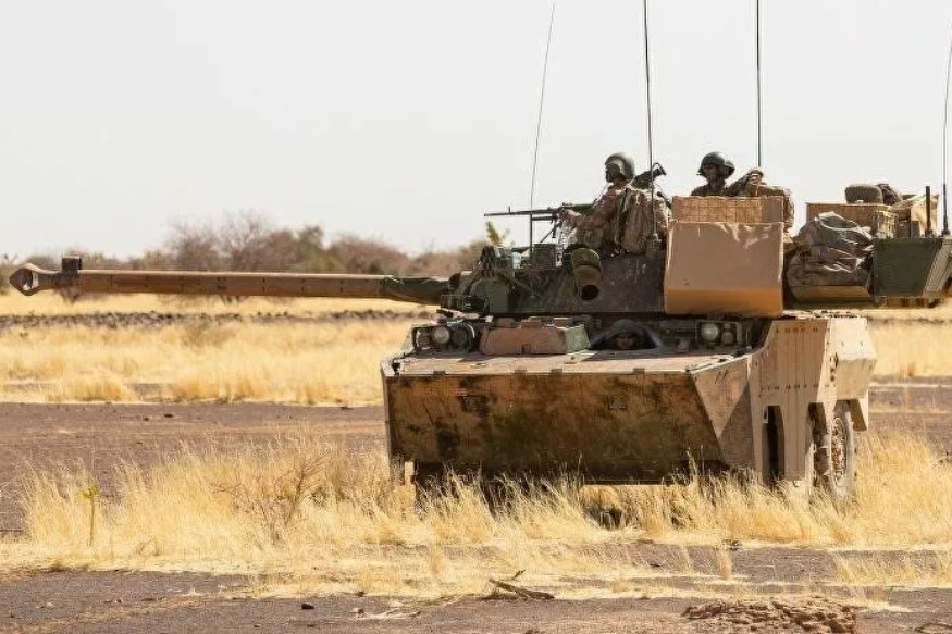 DEFENSE Sahel : les blindés de la Légion étrangère prêts à bondir, les terroristes se renforcent-ils ?