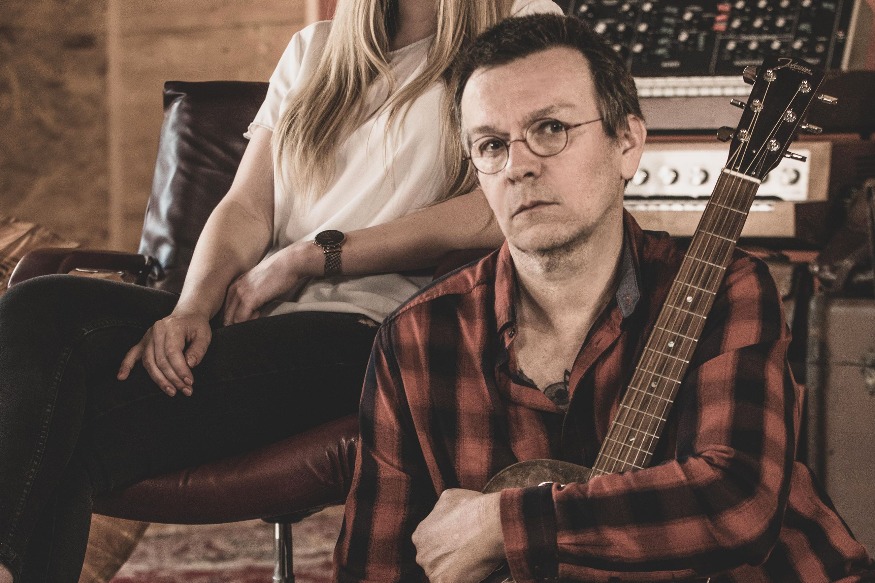 MUSIQUE : Presse ELKEEN Chargée de communication Laure Léon