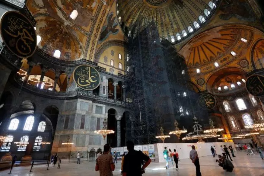 MOYEN-ORIENT : En Turquie, la justice ouvre la voie à la transformation en mosquée de l’ex-basilique Sainte-Sophie d’Istanbul