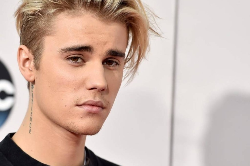 PEOPLE : Justin Bieber : son ensemble imprimé fait l’unanimité sur Instagram !