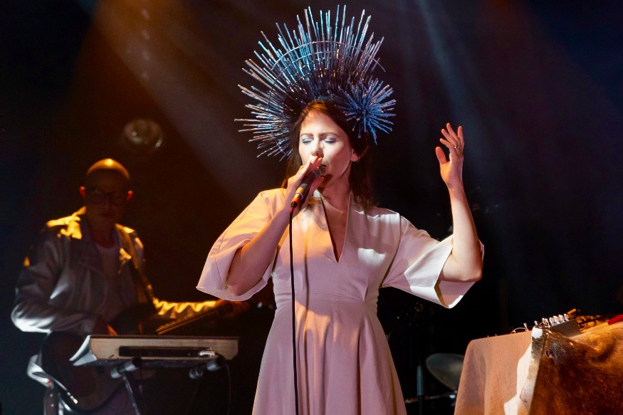 MUSIQUE : Les clips extraits du mini-album