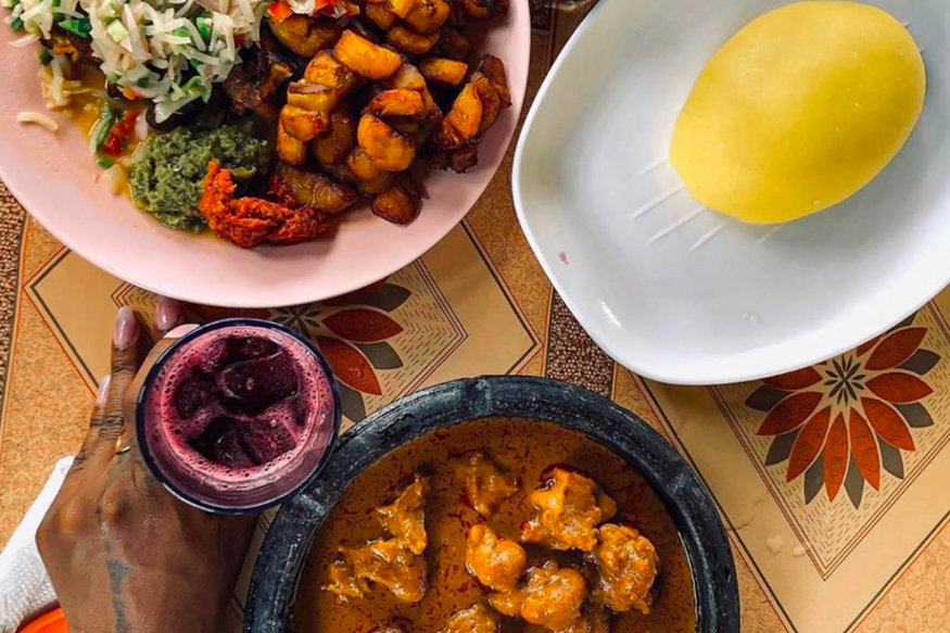 AFRIQUE 2050 :  Comment un banquier devenu podcasteur raconte les histoires des cuisines africaines