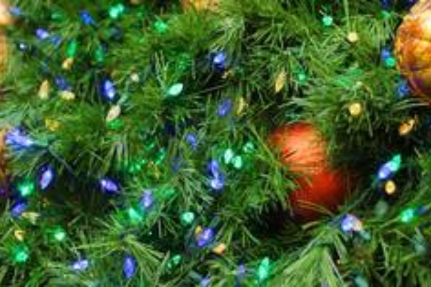 Coronavirus :  Noël « ne sera pas une fête normale », prévient Olivier Véran