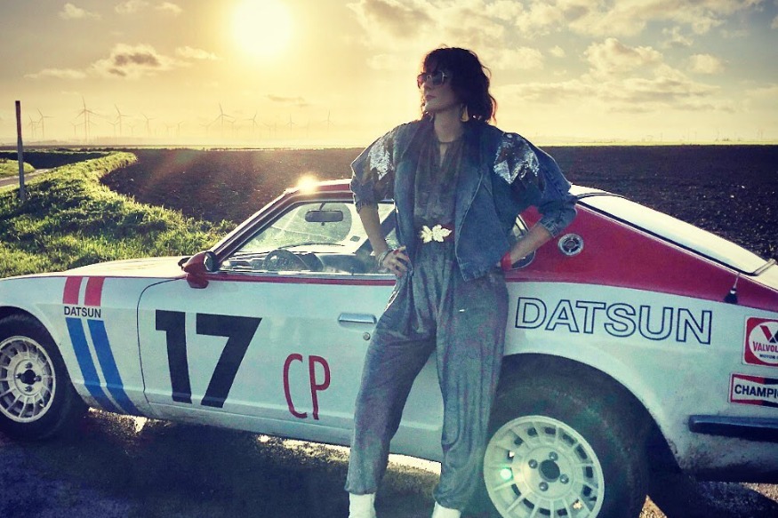 MUSIQUE : Retour vers le futur...avec AVRIA et son single/clip " PRÉSENT " !