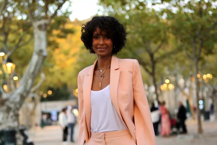 FAITS DIVERS  : Sonia Rolland l’ex-Miss France est mise en examen pour un appartement offert par le feu dictateur gabonais Omar Bongo