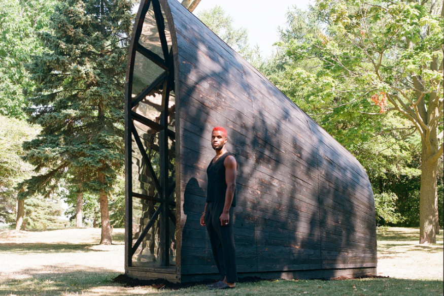 AFRIQUE : L'artiste Oluseye Ogunlesi construit une arche noire pour explorer l'histoire coloniale du Canada