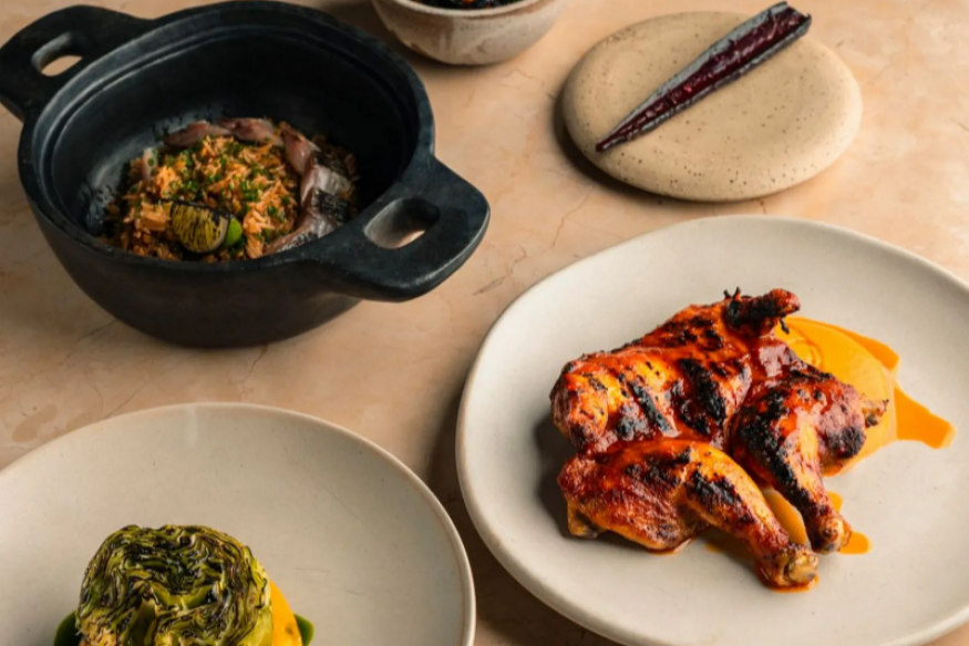 Des couleurs éclatantes et des saveurs audacieuses caractérisent l'essor de la cuisine nigériane.